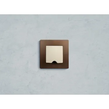 Вывод кабеля IP21 Etika с зажимом для кабеля слоновая кость