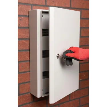 Щит распределительный навесной ЩРн-36з с замком IP54