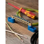 Шина 0 N (6х9мм) 10 отверстий латунь 2 синих угловых изолятора PROxima