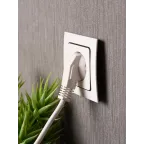 Стокгольм Рамка 1-местная белая с линией цвета черный