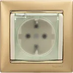 VALENA Розетка с заземлением со шторками с крышкой в рамку слоновая кость