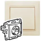 VALENA Розетка с заземлением с механической системой выталкивания вилки кремовая