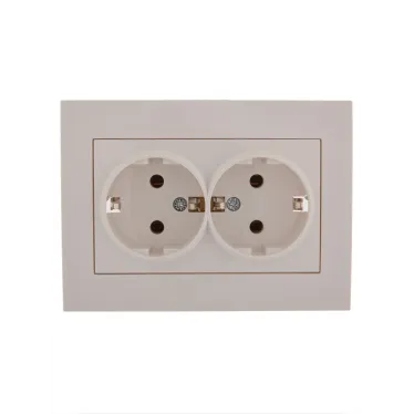 Розетка RAIN двойная с/з керамика белая