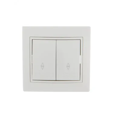 Мира Выключатель двойной проходной белый с вставкой
