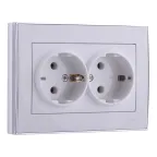                  RAIN Розетка двойная с заземлением керамика белая с боковой вставкой хром
               