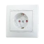 MIRA Розетка с заземлением со шторками белая