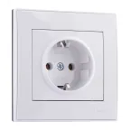                  Розетка RAIN с/з керамика белая
               