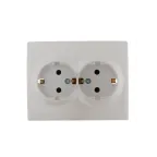                  KARINA Розетка двойная с/з ПБТ жемчужно-белый перламутр (10шт/120шт)
               