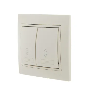 Мира Выключатель двойной проходной крем с вставкой