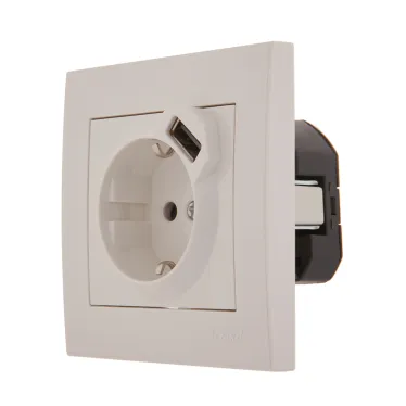 Розетка RAIN с/з с USB скрытой установки белая