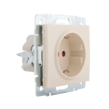 Розетка RAIN с защитой от детей керамика крем механизм