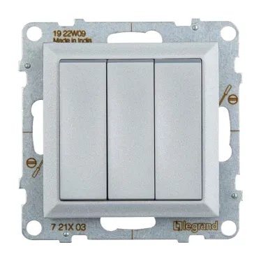 SUNO Выключатель трехклавишный 20АХ 250В. Винтовые зажимы. Цвет "Алюминий" | 721303 | Legrand