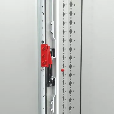 Приподниматель одностворчатой двери для корпусов CQE @ CQE N | R5LIFTD1 | DKC