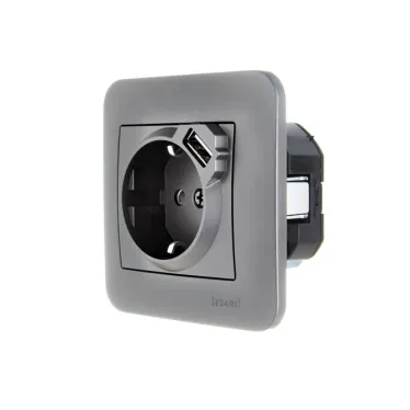 ASTI Розетка с заземлением (16 А) + USB , платина Lezard 7081-3535-181