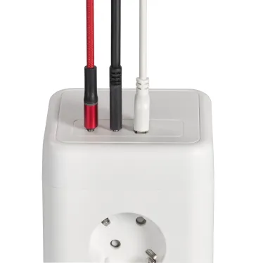 DOMINIC Удлинитель У08K 8 мест 2P+PE 1,5м 3х1,0мм2 16А/250В USB A+C 20Вт белый IEK