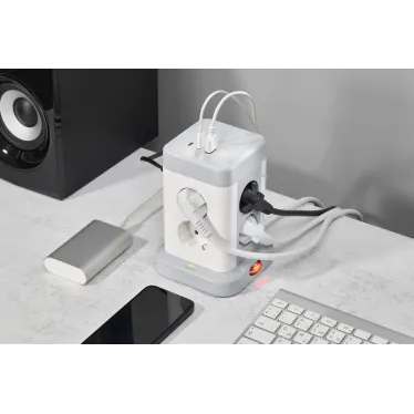 DOMINIC Удлинитель У08K 8 мест 2P+PE 1,5м 3х1,0мм2 16А/250В USB A+C 20Вт серый IEK