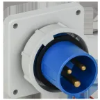                  Вилка встраиваемая ССИ-3132 16А-6ч 220В 2P+PE IP67 IEK
               