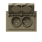 Механизм розетки двойной 16А IP44 с заземлением со шторками с рамкой с крышками шампань Эпика EKF