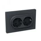 Механизм розетки двойной 16А с заземлением со шторками с рамкой графит Эпика EKF