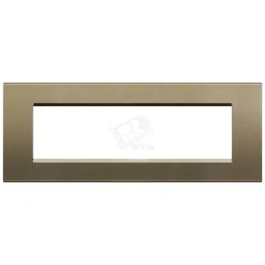 LivingLight Рамка прямоугольная 7 постов Коричневый шелк