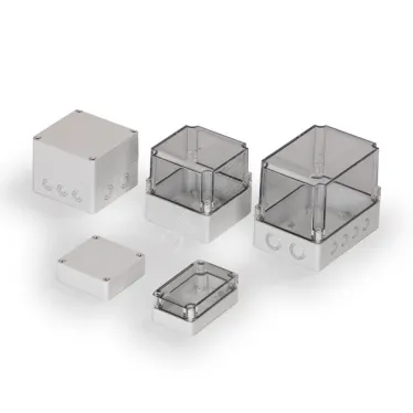 Cubo S 75X125X75 мм, 25 мм основание, глухая стенка, прозрачная крышка, PC, IP 66/67
