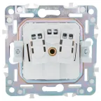 SKANDY Розетка с заземлением без защитных шторок 16А SK-R05S серебряный IEK
