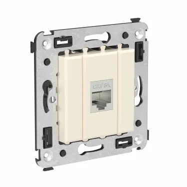 Avanti Компьютерная розетка RJ-45 без шторки в стену, кат.6А одинарная экранированная, Ванильная дымка