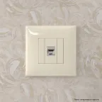 Avanti Компьютерная розетка RJ-45 без шторки в стену, кат.6 одинарная экранированная, Ванильная дымка