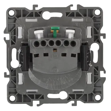 Розетка 2P+E Schuko со шторками с крышкой, 16A-250В, Эра12, шампань, 12-2103-04