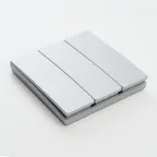 Кнопка-выключатель беспроводной 230V 500W трехклавишный, серебро