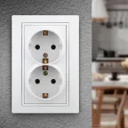 Розетка 2X2P+E Schuko, 16А-250В, СУ, б.л., Plano, белый, 1Э-205-01