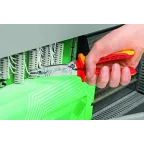 Клещи электромонтажные VDE 1000V 6-в-1 захват плоского и круглого материала гибка удаление заусенцев снятие изоляции 075 - 15 + 25 мм обжимка контактных гильз 05 - 25 мм кабелерез 15 мм (5x25 мм) L-200 мм диэлектрические защёлка-собачка хромиров