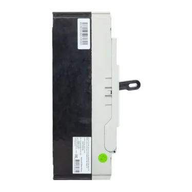 Автоматический выключатель AV POWER-4/3 700А 100kA TR AVERES