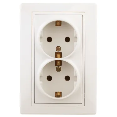 Розетка Intro Plano 1-205-02 с заземлением двойная 2X2P+E Schuko, 16А-250В, IP20, СУ, слоновая кость