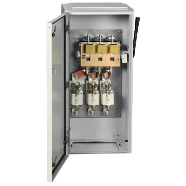 Ящик с рубильником и предохранителями ЯРП-630А-1 У1 IP54