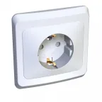                  ЭТЮД Розетка скрытая с заземлением со шторками белая
               