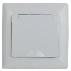 Розетка Intro Solo 4-203-01 с заземлением 2P+E Schuko с крышкой, 16А-250В, IP20, СУ, белый