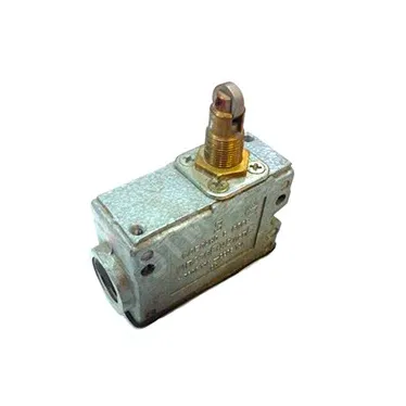 Микровыключатель МП 2303 У2 исп.03, IP54, толкатель с поперечным расположением ролика, комбинированный, винт