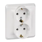                  ЭТЮД Розетка двойная скрытая с заземлением без шторок белая
               