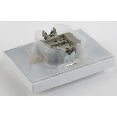 Розетка Intro Plano 1-210-01 2х2P+E Schuko с крышкой шторками, 16А-250В, СУ, IP44, Plano, белый