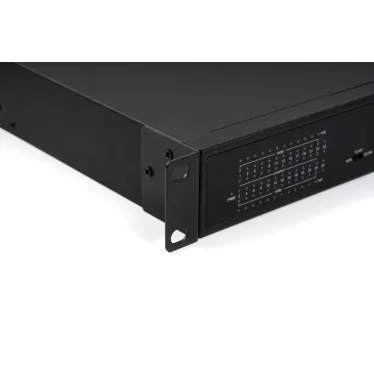 Коммутатор неуправляемый 28 портов RJ45/SFP 10 100 1000 Мб/с PoE 300Вт