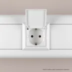 Avanti Розетка с крышкой ''Белое облако'', 2P+E, 2 модульная