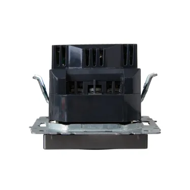 BRITE Розетка с заземлением с защитными шторками 16А с USB A+C 18Вт РЮш11-1-БрС сталь