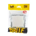 BRITE Розетка с заземлением с защитными шторками и крышкой 16А IP20 РСбш10-3-БрЖ жемчуг