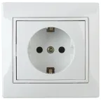 Розетка Intro Plano 1-202-01 с заземлением 2P+E Schuko, 16А-250В, IP20, СУ, белый