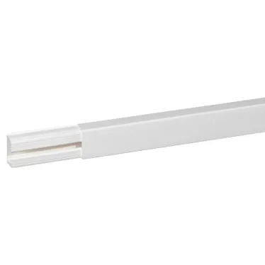 Кабель-канал 40*20 пл.без перегодки DLPlus | 030027 | Legrand