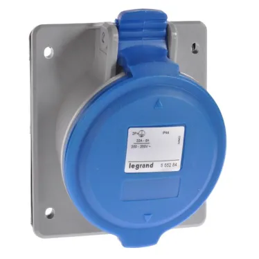 Встраиваемая наклонная розетка - P17 Tempra Pro - IP 44 - 200/250 В~ - 32 A - 3К+Н+З | 555286 | Legrand