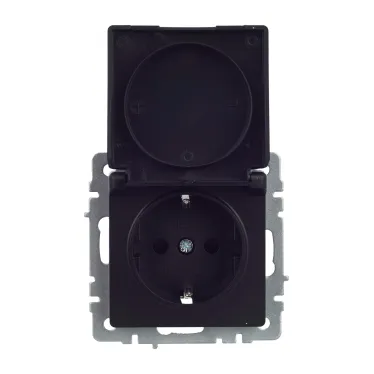 BRITE Розетка с заземлением с защитными шторками и крышкой 16А IP44 РСбш10-3-44-БрЧ черный