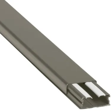 Кабель-канал 60*16 пл. с перегородкой DLPlus | 030026 | Legrand