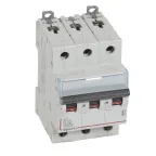 Выключатель автоматический трехполюсный 32А B DX3 6kA/10kA